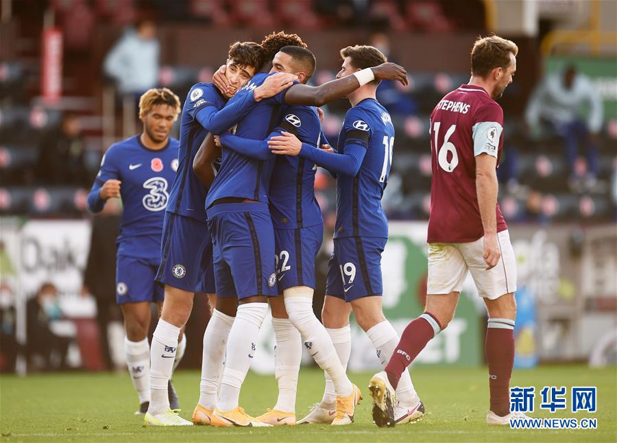 的舞台上 的舞台上