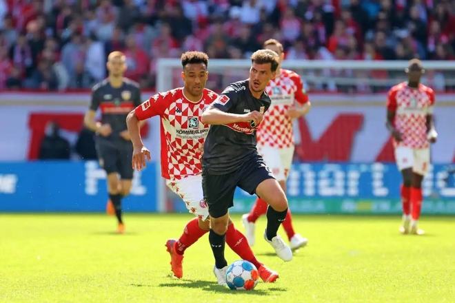 一笔引人瞩 一笔引人瞩