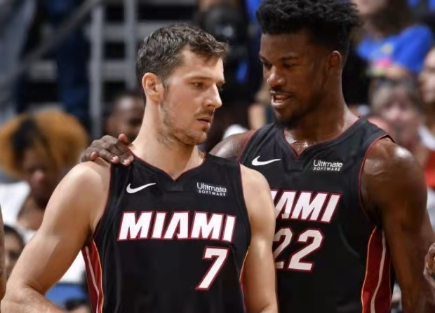 一场焦点比 一场焦点比